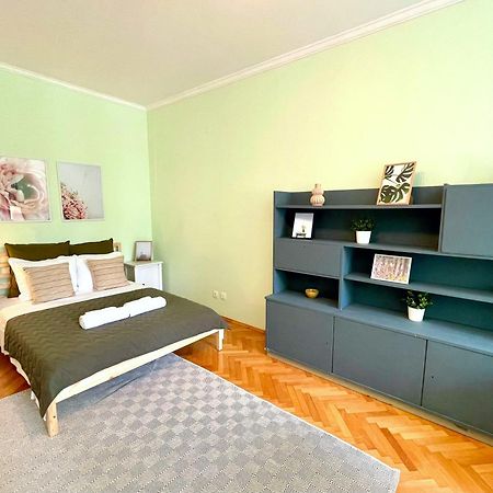 Bohemian Bright & Calm 2Br - Top Center - Private Balcony ソフィア エクステリア 写真